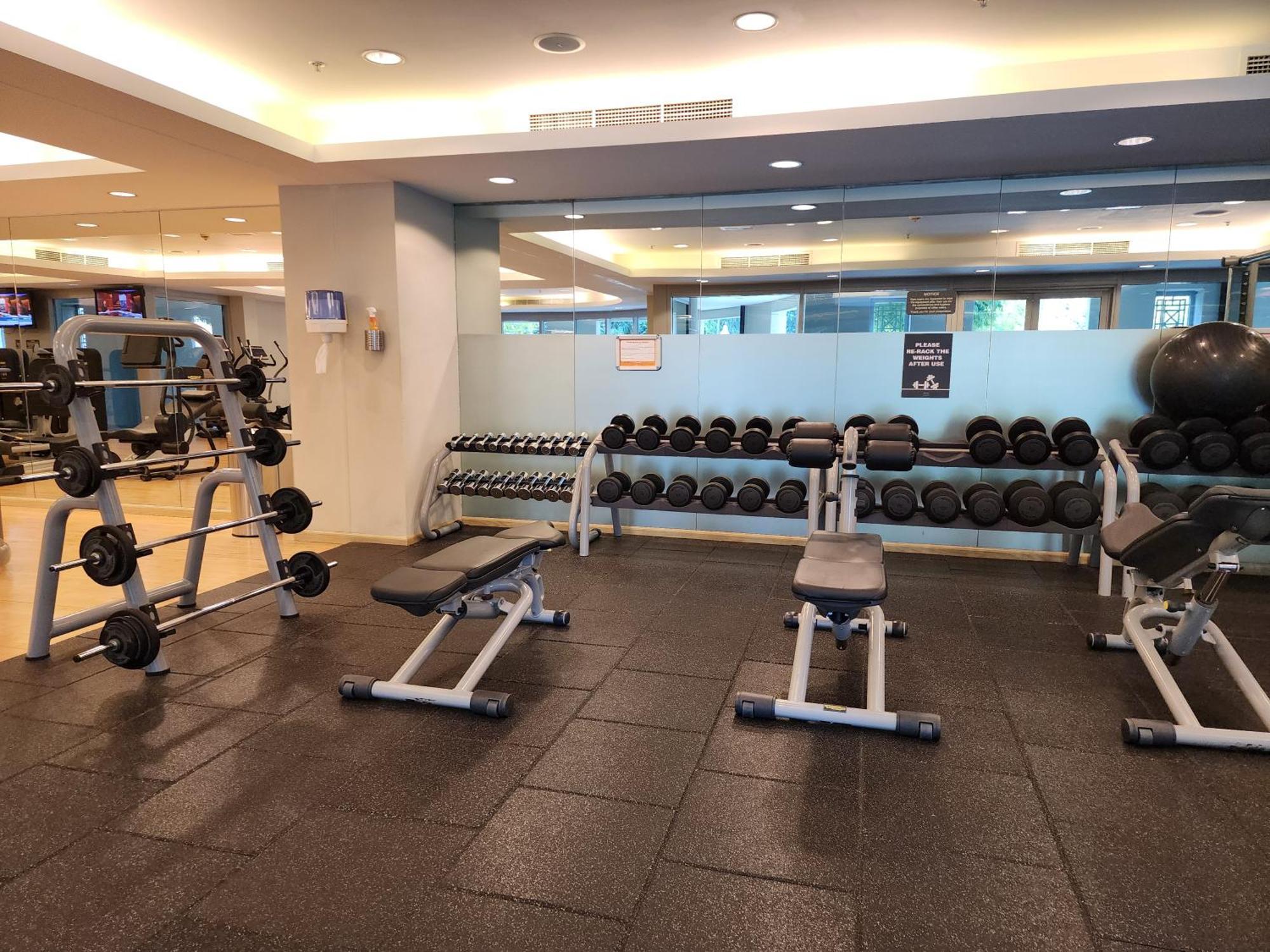 Apartamento Downtown Oasis, Burj Khalifa Views, Luxury Amenities Dubái Exterior foto